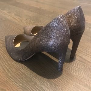 Antonio Melani Sparkly Bronze Heels - EUC